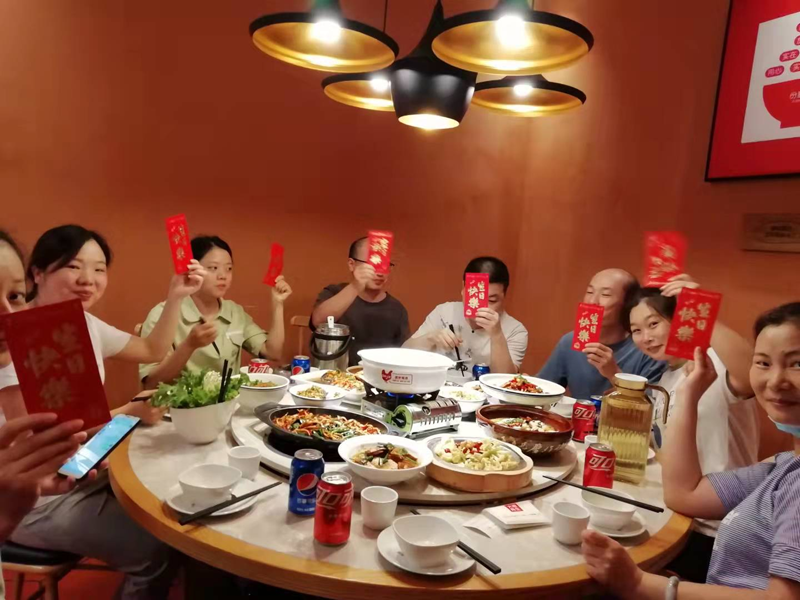 歡聚一堂 快樂慶生—雷立行2021年第三季度員工生日會(huì)