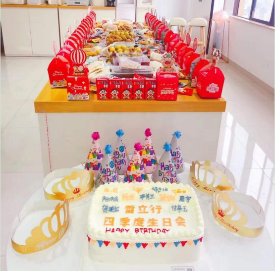 溫馨生日會(huì)，歡樂度圣誕—雷立行2021年第四季度員工生日會(huì)
